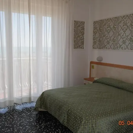 Otel Rosa Meuble