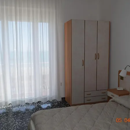 Hotel Rosa Meublé Porto San Giorgio