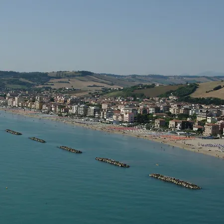 Rosa Meuble 3* Porto San Giorgio