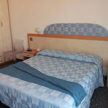 Rosa Meublé Porto San Giorgio