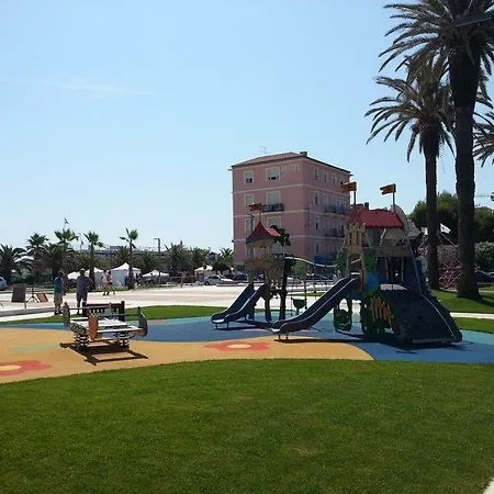 Rosa Meuble 3* Porto San Giorgio