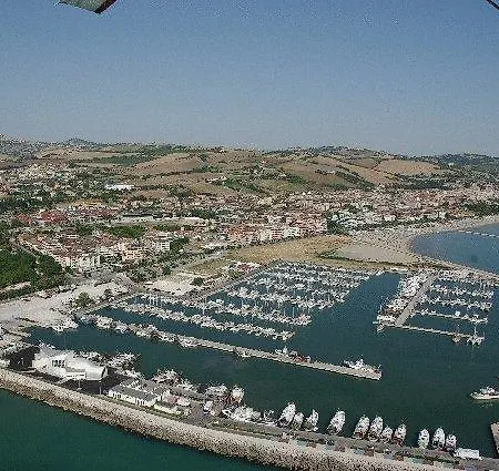 Otel Rosa Meuble